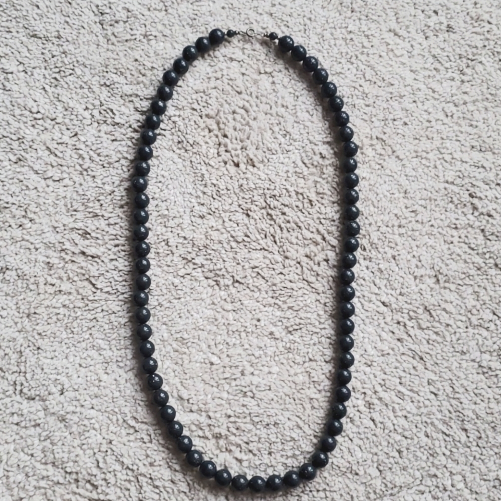 3/10 Statement Beads Necklace